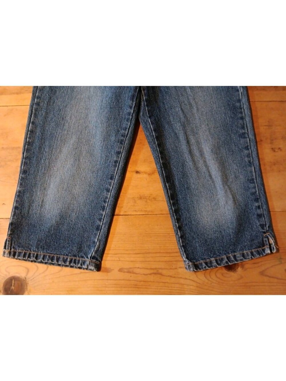 Vtg Faded Glory Capri Jeans Women Missy 10 Medium Wash Embroidery Pocket Cotton - Picture 3 of 8